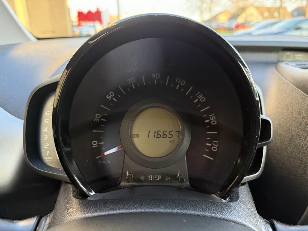 Toyota Aygo 1.0 vvt-i x-play