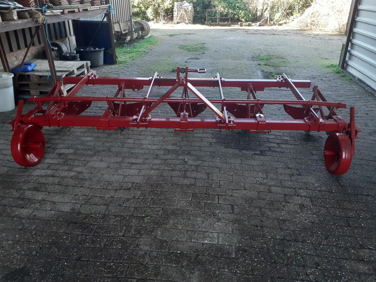 4 rijige aardappel aanaarder