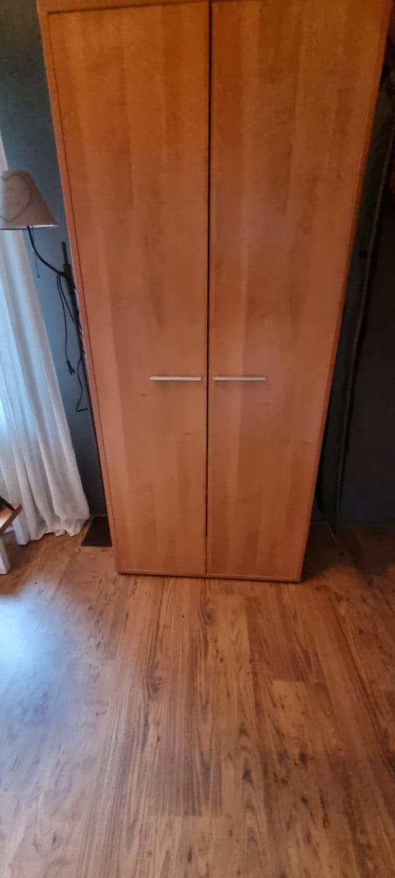 Te koop: meubelen