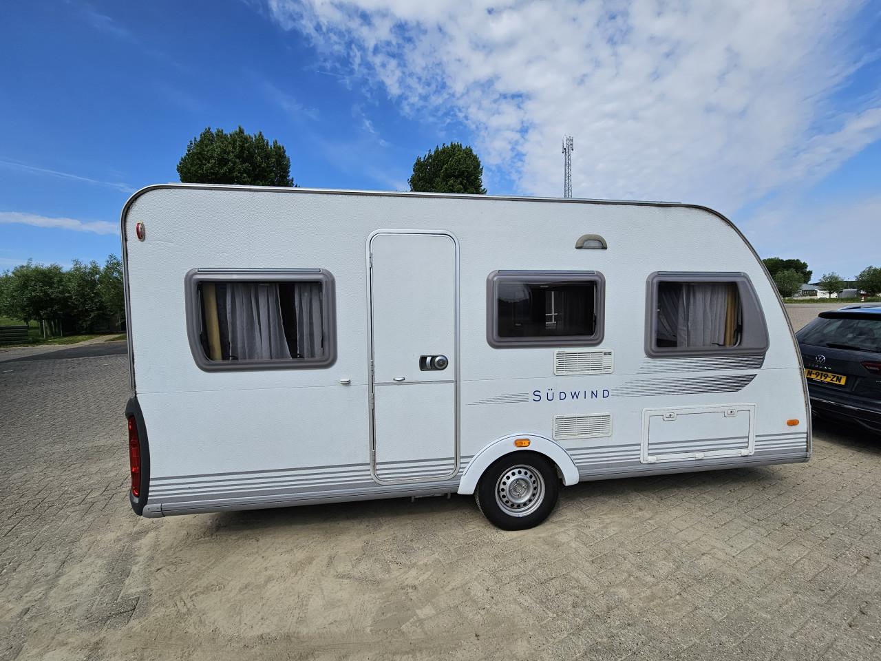 Knaus Sudwind 450TU uit 2008