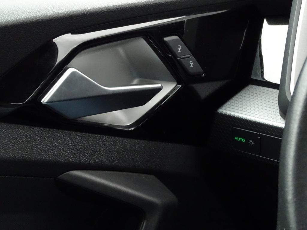 Audi A1 Sportback 30 tfsi pro line 110pk | virtual cockpit | 17"
