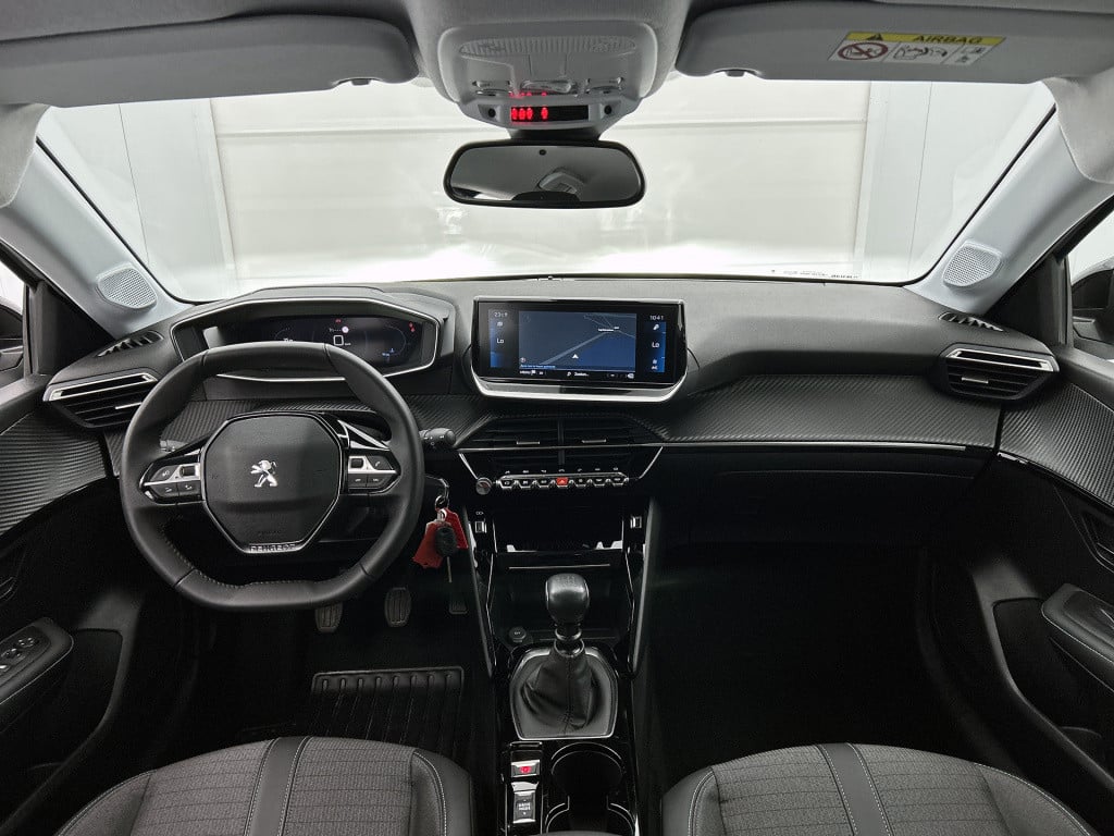 Peugeot 208 100 pk allure | rijklaar | navi | camera achter |