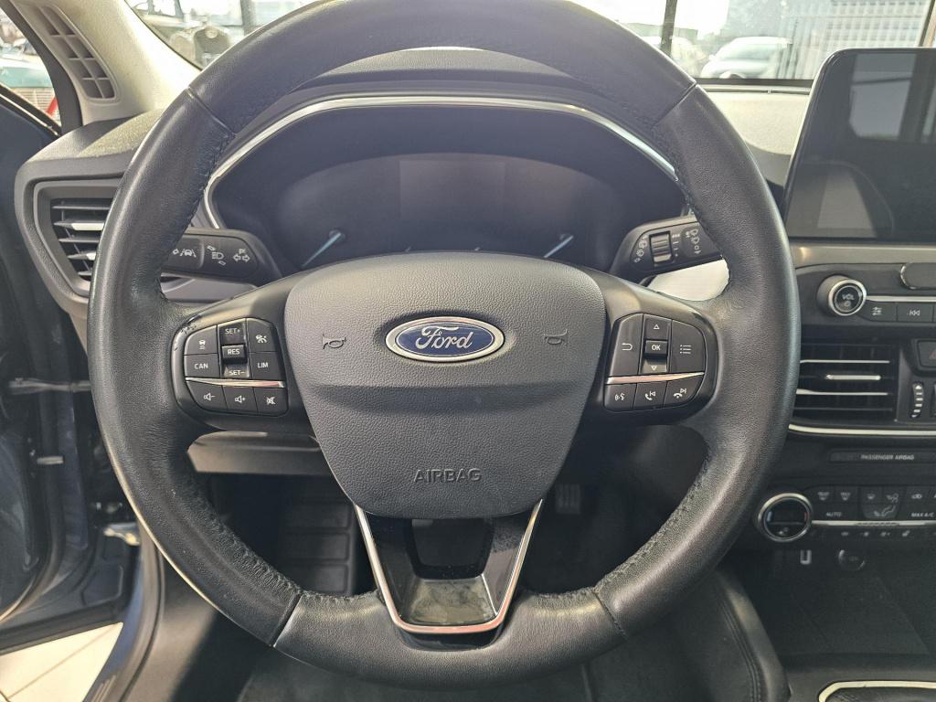 Ford Focus 1.0 ecoboost titanium business