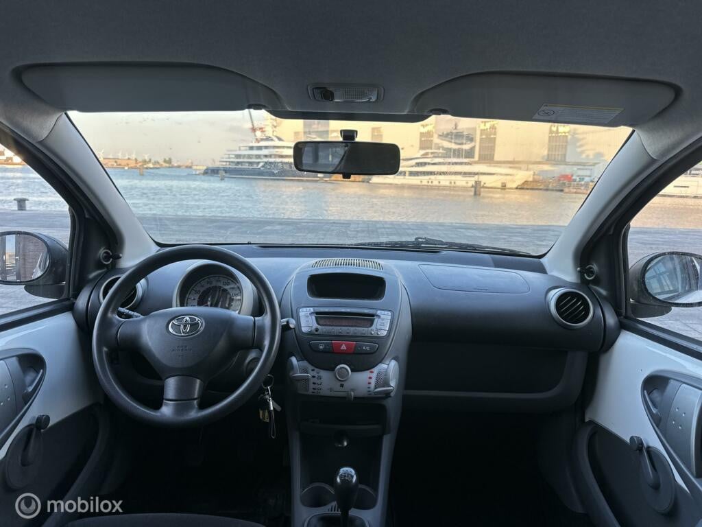 Toyota Aygo 1.0-12V Comfort Airco km124.035 5Drs BJ2010