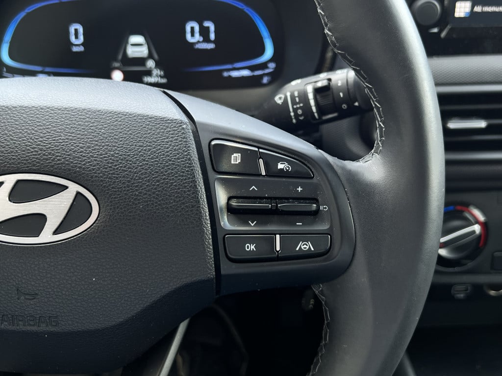 Hyundai I 10 1.0 comfort | camera | cruise control | two tone | apple/ andr