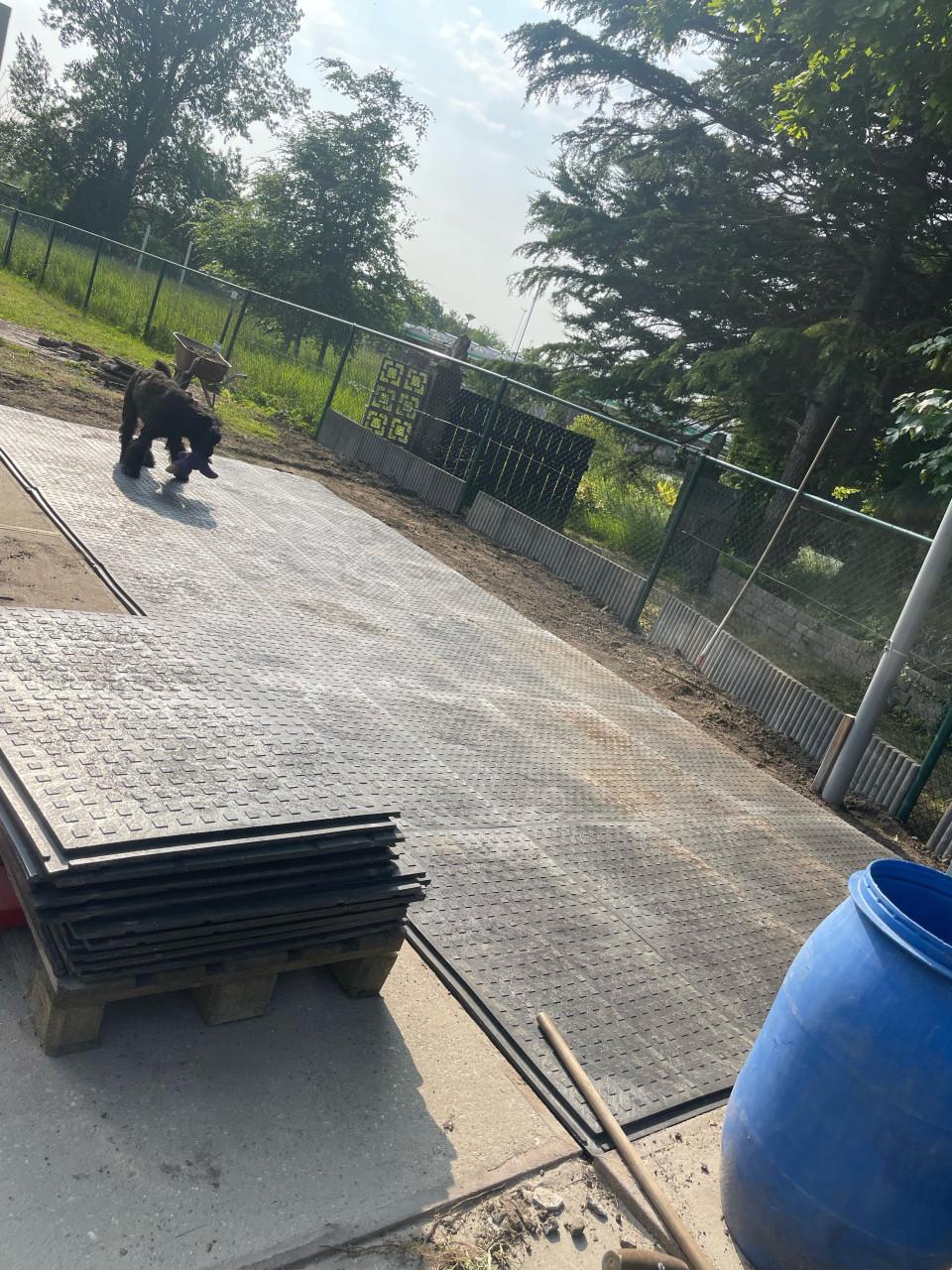 Nieuwe kuntstof rijplaten