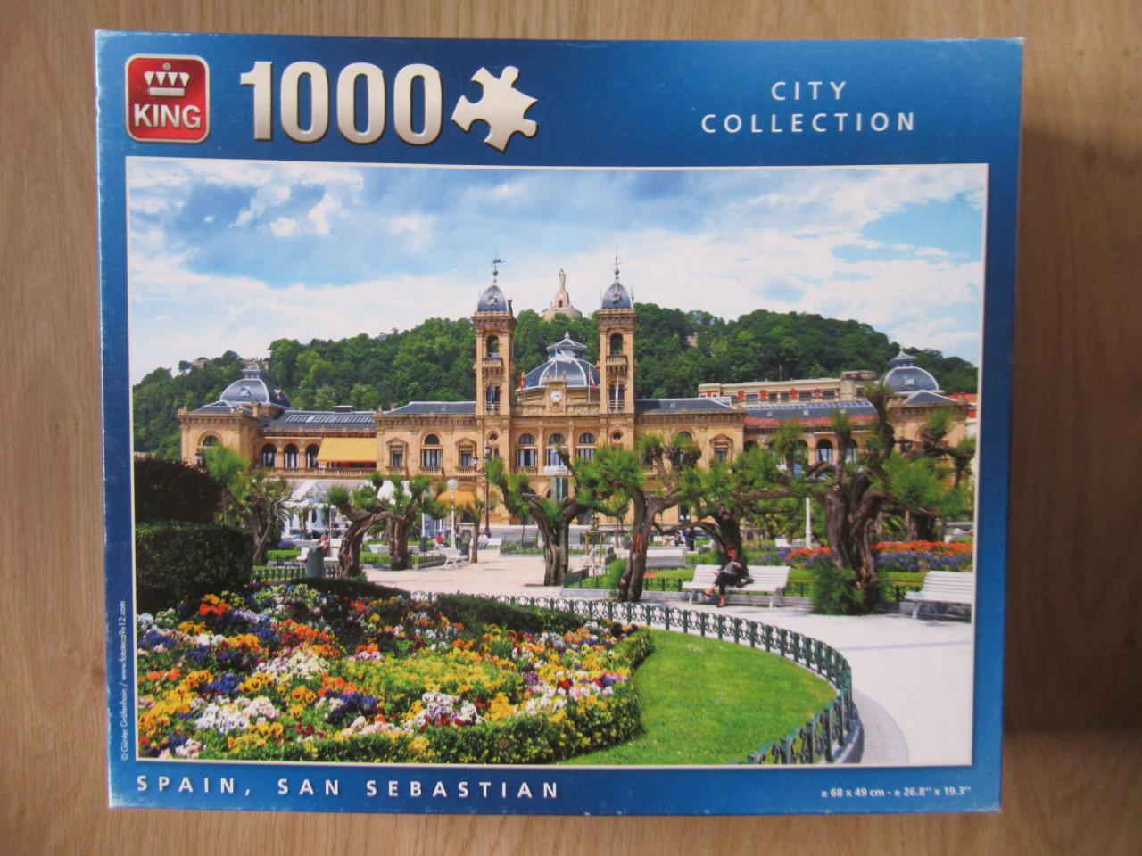 3 mooie volledige King puzzels van 1000 stukjes, zo goed als nieuw.