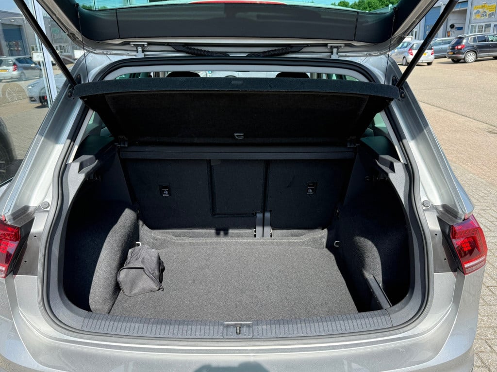 Volkswagen Tiguan 1.4 tsi act connected series dsg
