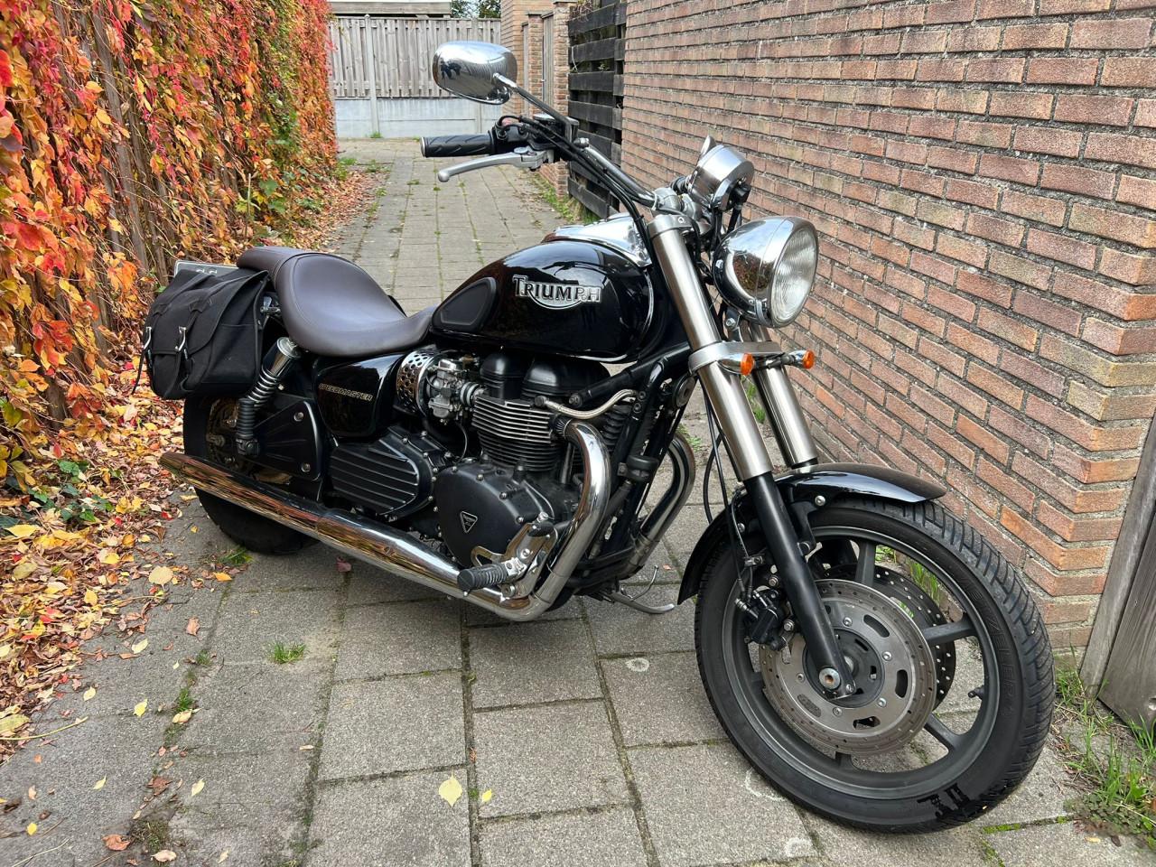 Triumph Speedmaster 2003