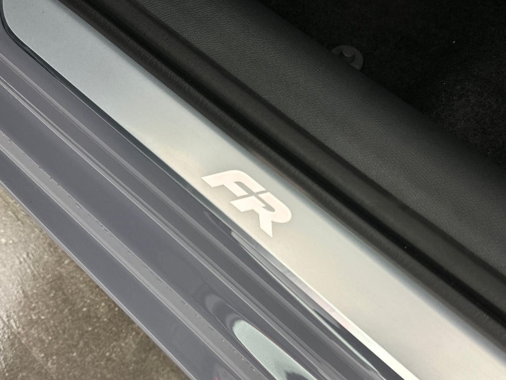 Seat Leon sportstourer 1.5 tsi e-hybrid fr phev first edition