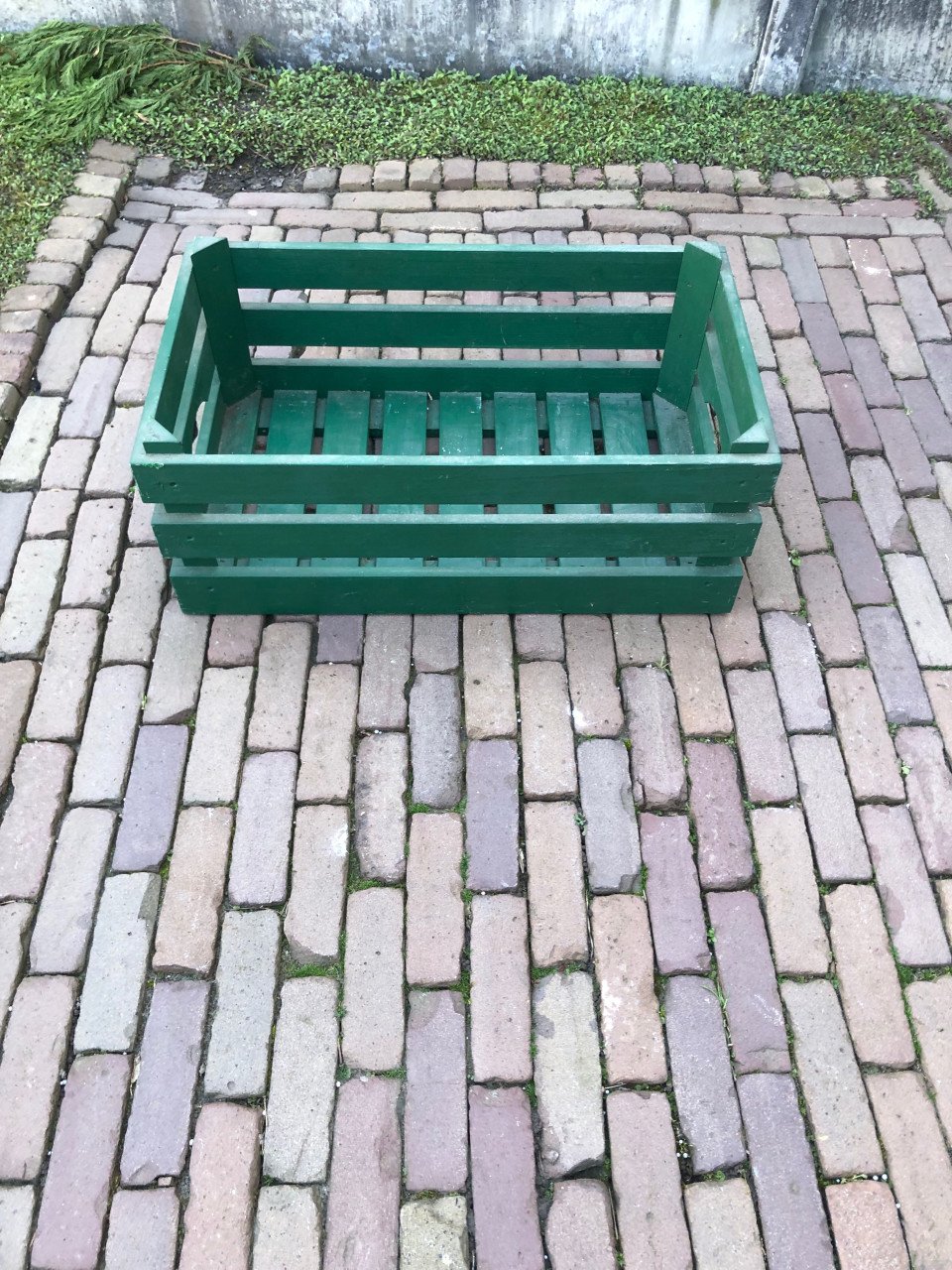 Groene houten krat.