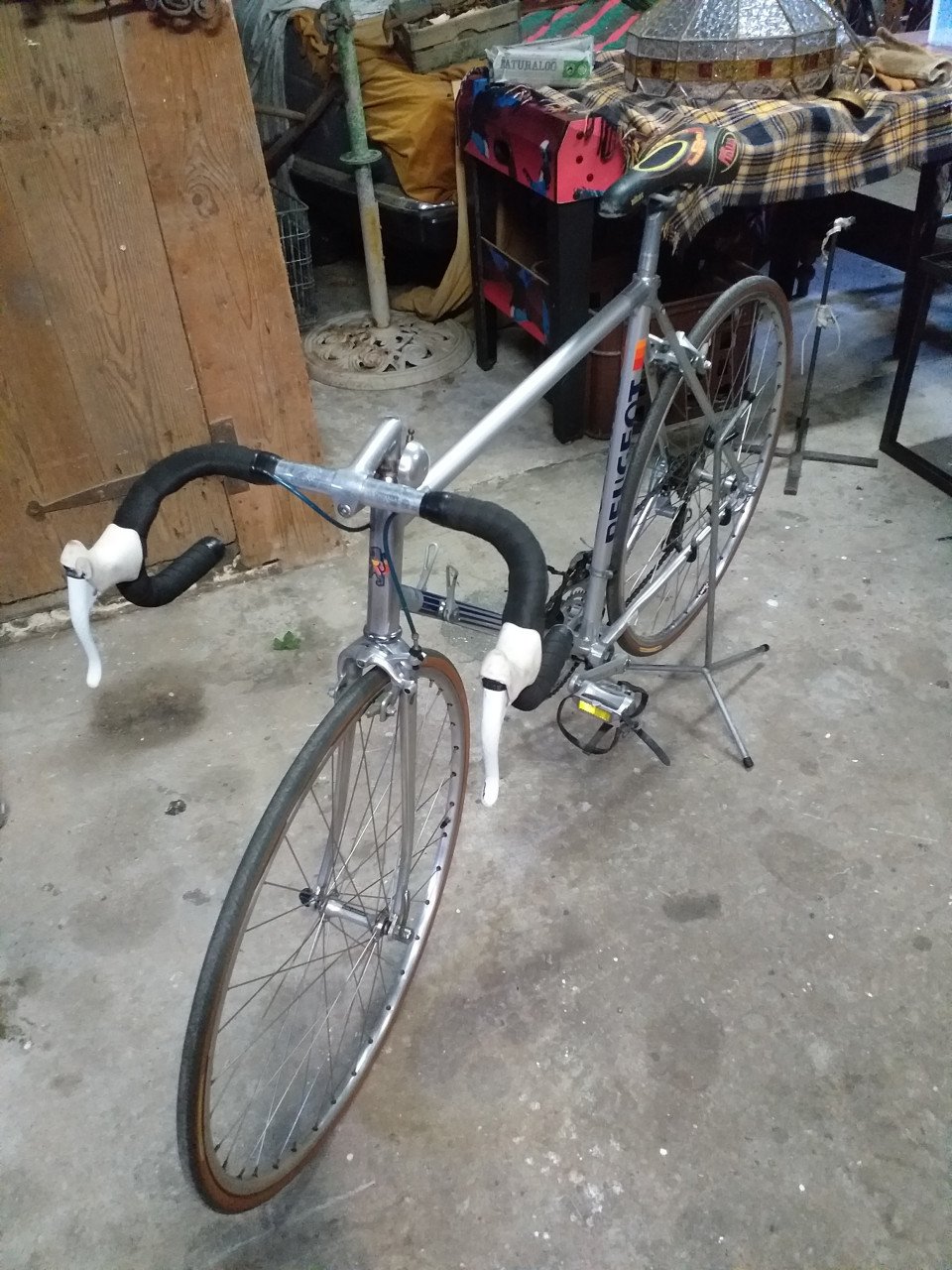""PEUGEOT VINTAGE RACEFIETS VOLLEDIG IN ALUMINIUM SPECIALE UITVOERING""