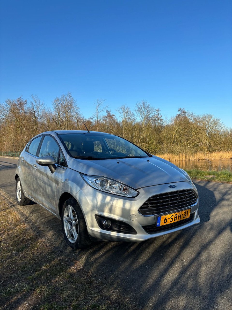 Ford Fiësta 1.0 5D 2013 Nieuwe apk!