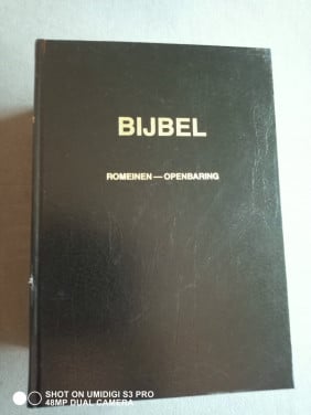 Bijbel Groot letter.