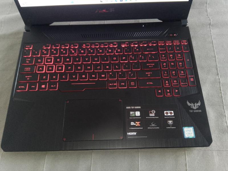 Asus Tuf Gaming Laptop-i7-W11-SSD-werk16giga-1256 gigabyte HDD-Goede Accu