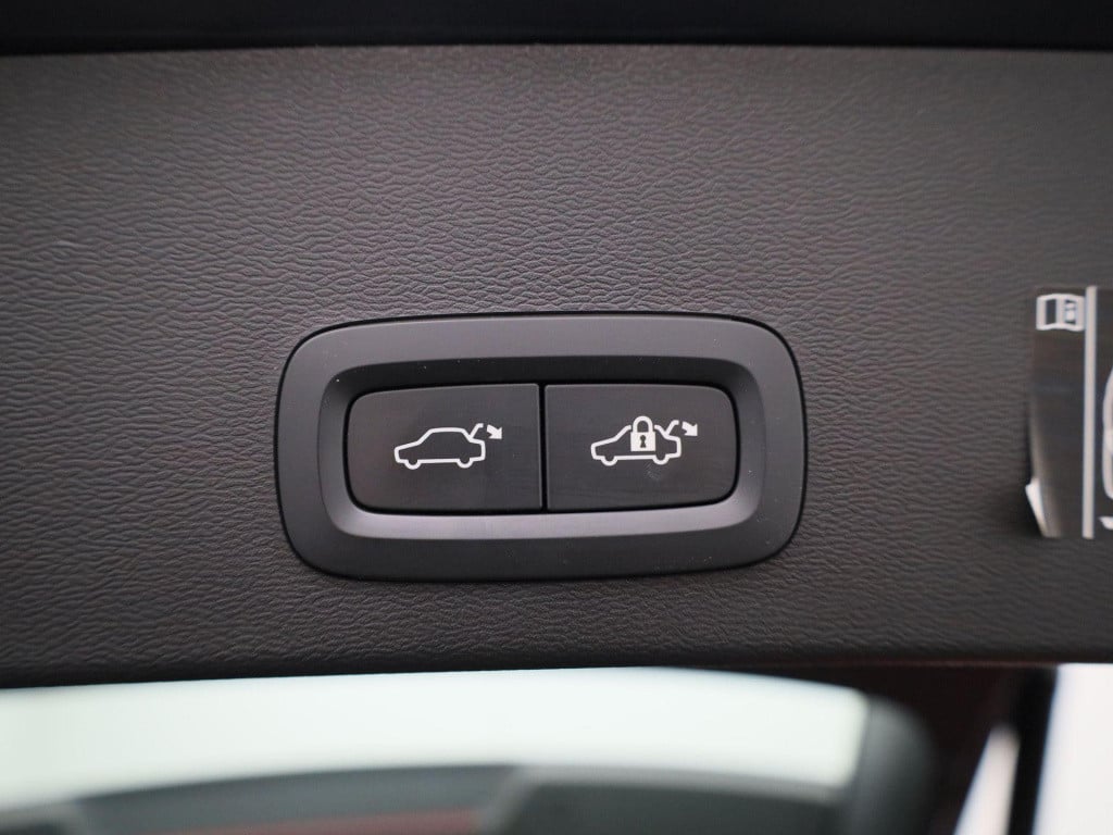Volvo XC40 1.5 t4 recharge inscription | automaat | climate control | navig