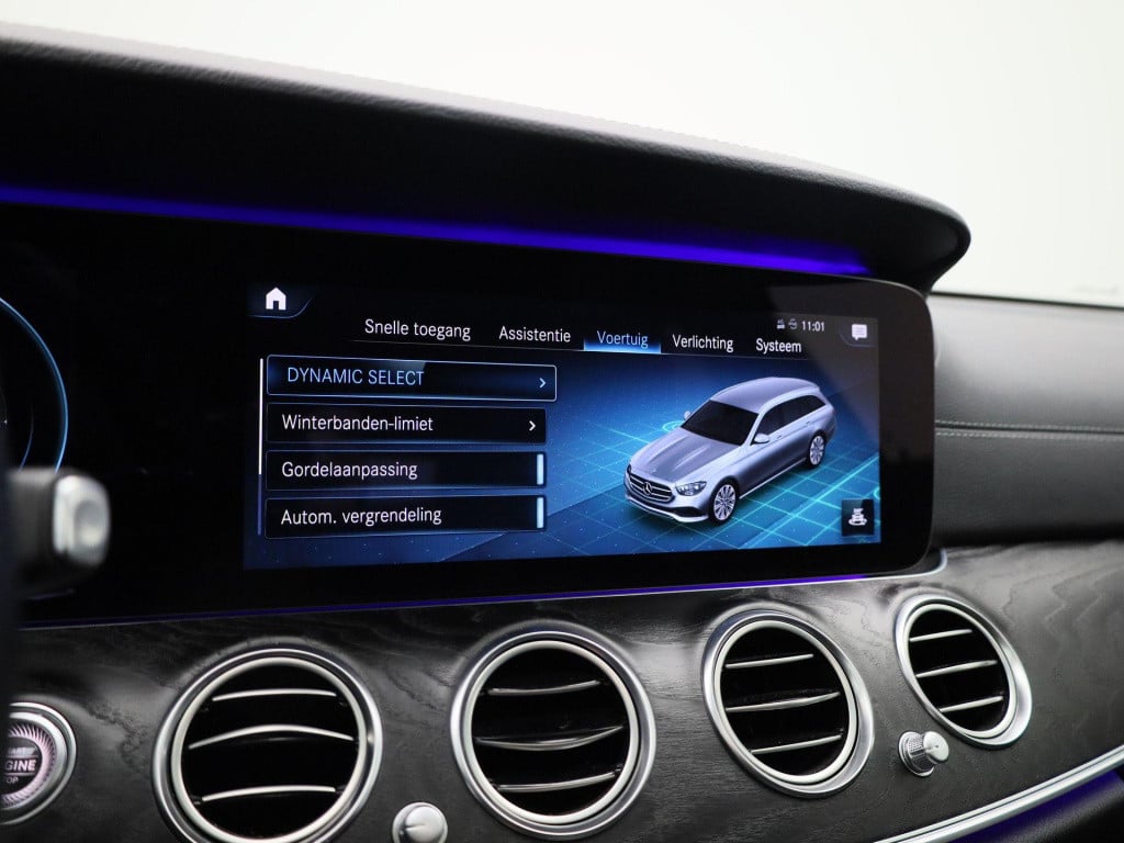 Mercedes-Benz E-Klasse estate 300 amg line | automaat | virtual cockpit | c