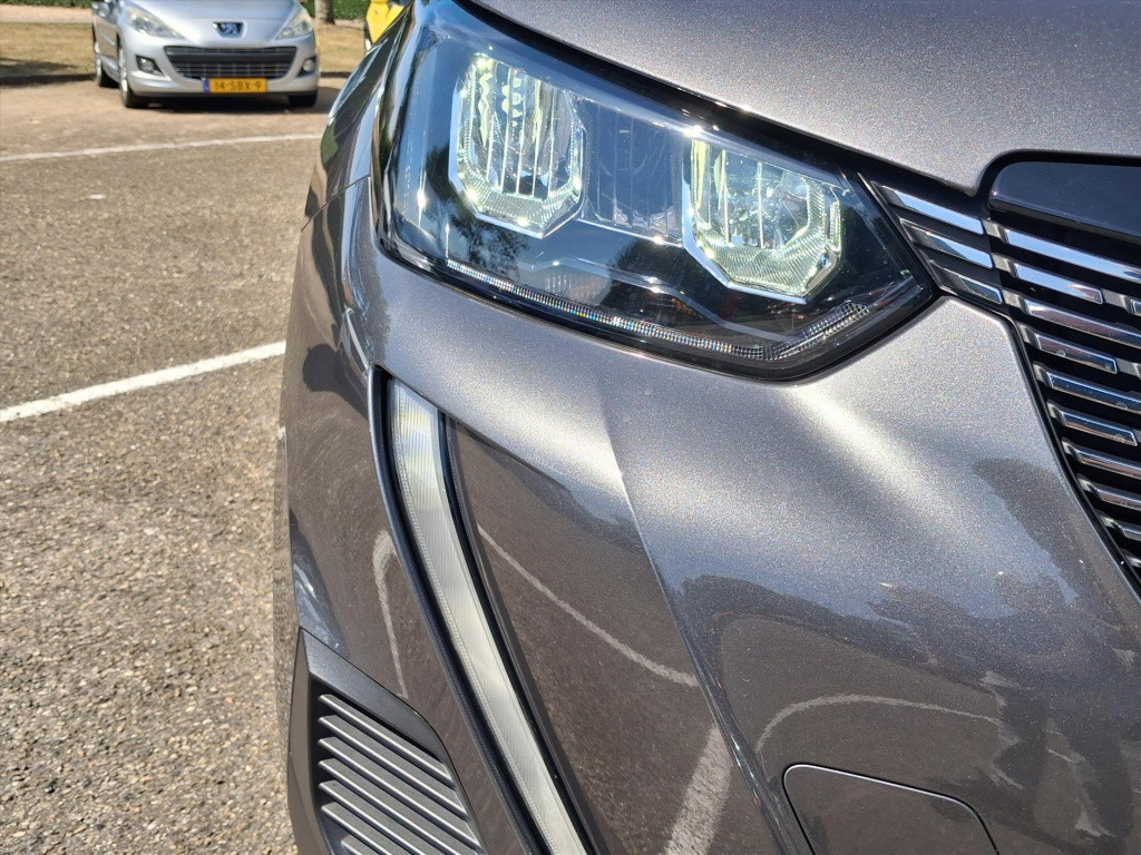 Peugeot 2008 1.2 puretech 130pk allure navigatie | apple carplay & android 