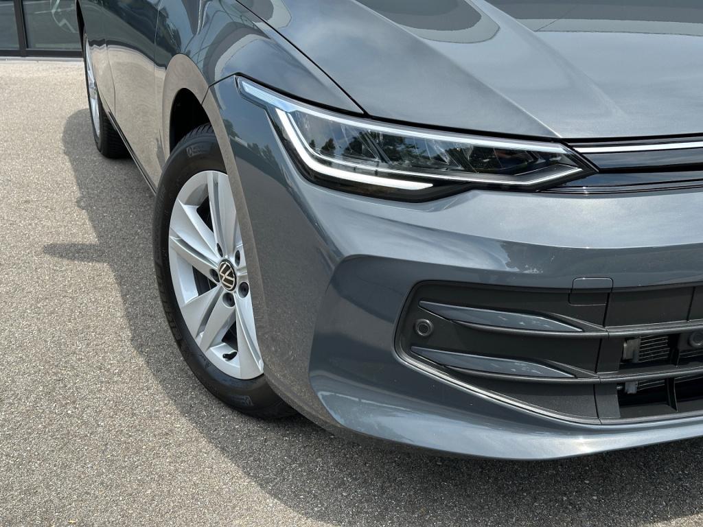 Volkswagen Golf variant 1.5 etsi dsg life | trekhaak | navi | adap. cruise 