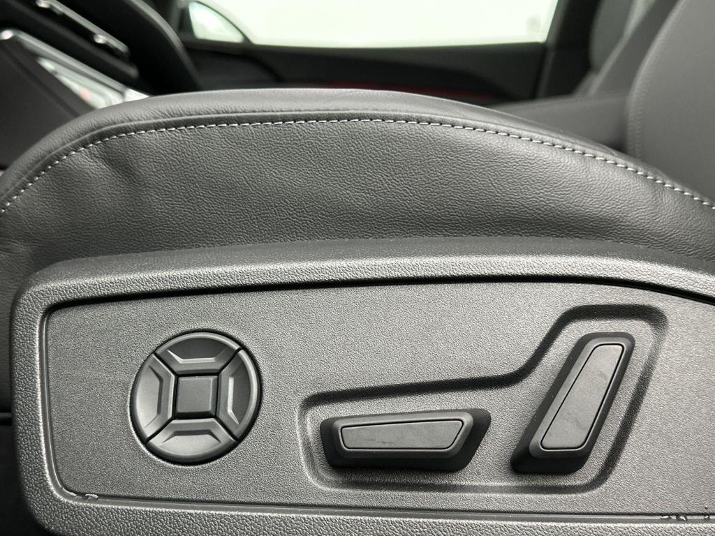 Audi Q5 sportback s edition competition e-hybrid 270 kw / 367 pk spo