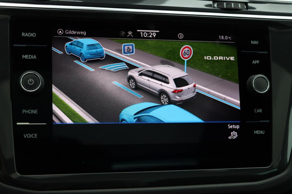 Volkswagen Tiguan 1.4 tsi ehybrid r-line business+ 245pk dsg6 | soh 90% |