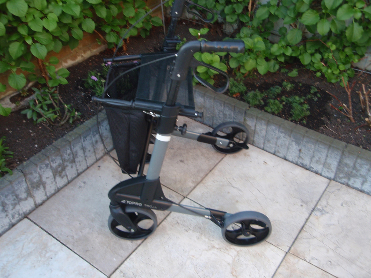 Topro Troja opvouwbare lichtgewicht rollator