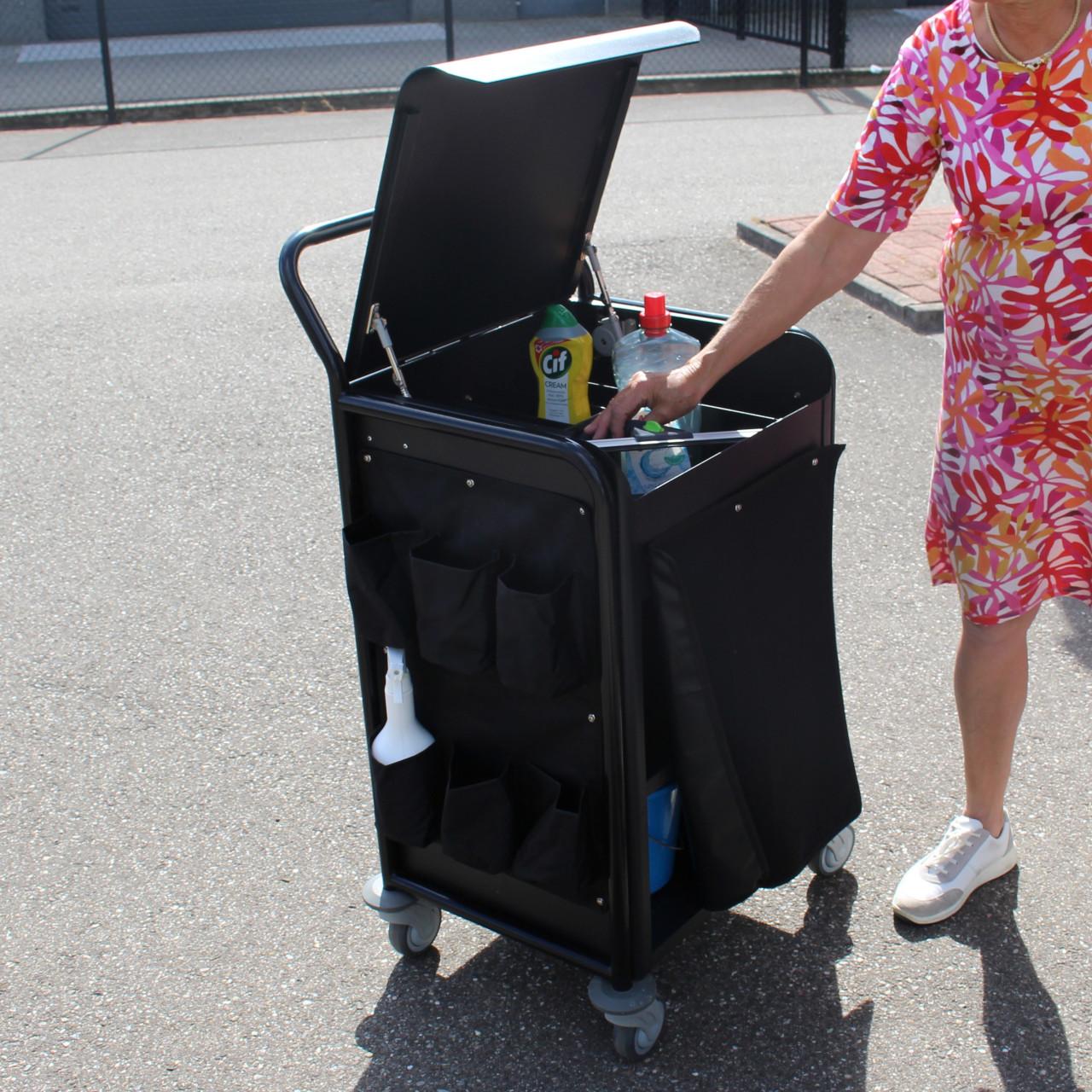 Schoonmaak kar en Huishoud wagen