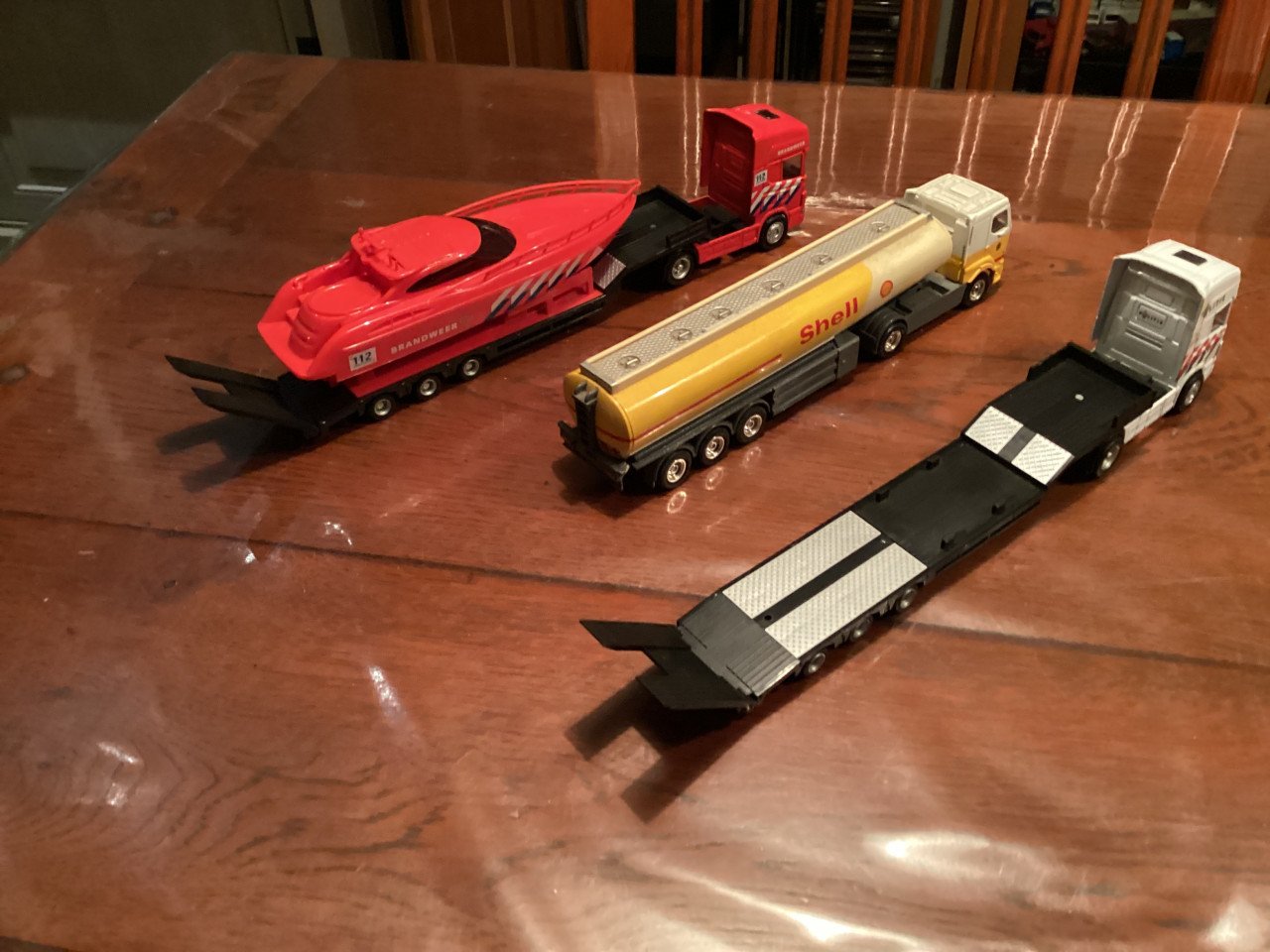 Corgi1:64