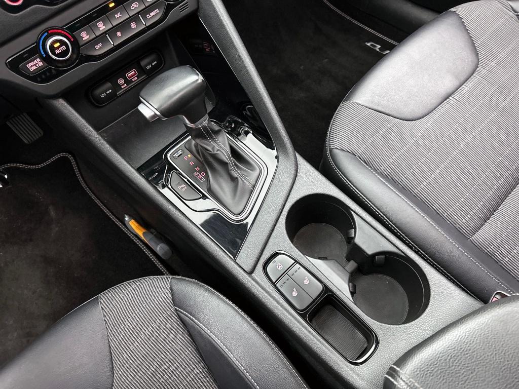 Kia Niro 1.6 gdi hybrid edition | trekhaak | stoel/stuurverwarming |