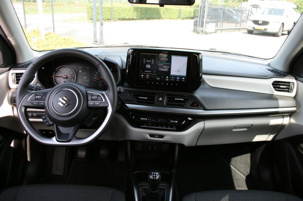 Suzuki Swift 1.2 style smart hybrid