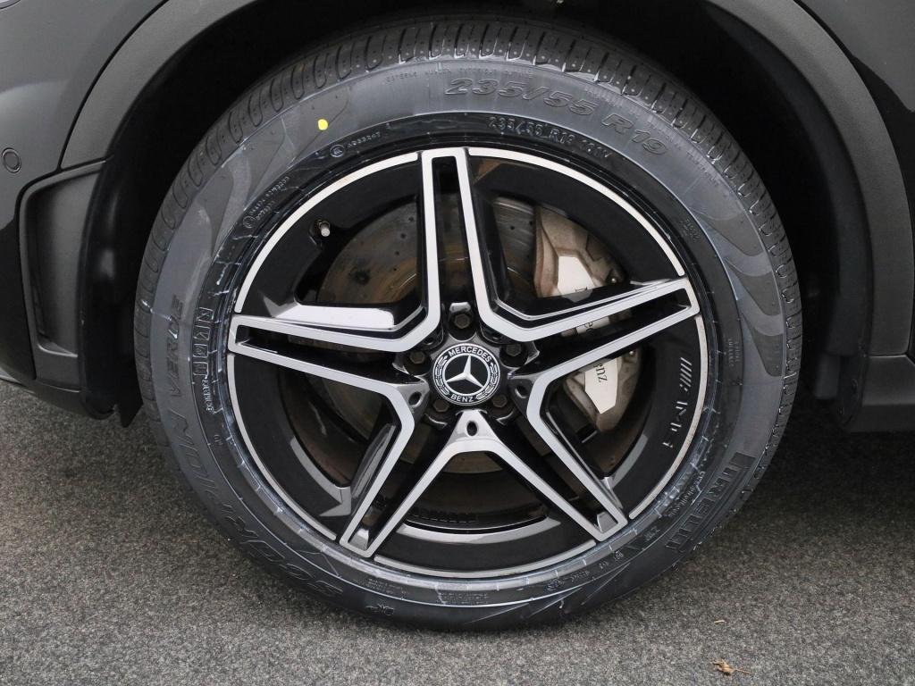 Mercedes-Benz Glc 300e 4matic business solution amg automaat | panorama dak