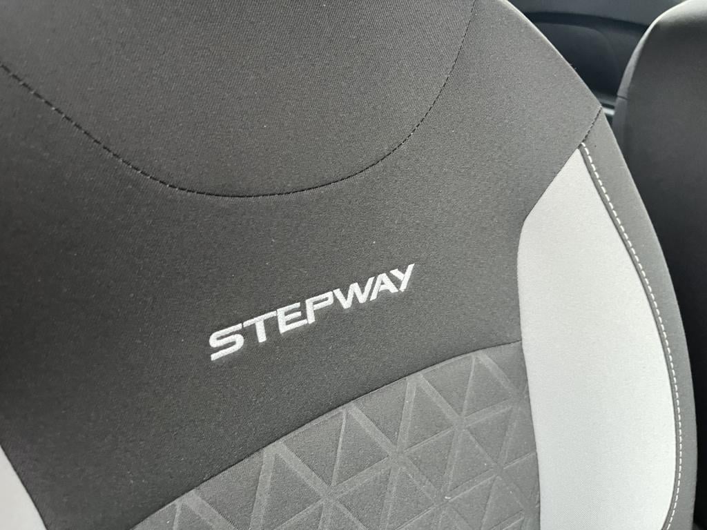 Dacia Sandero Stepway 0.9 tce lauréate 40 dkm