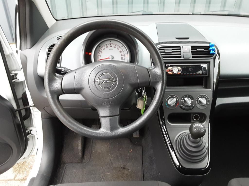 Opel Agila 1.0 selection