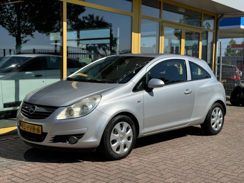 Opel Corsa 1.4-16v enjoy