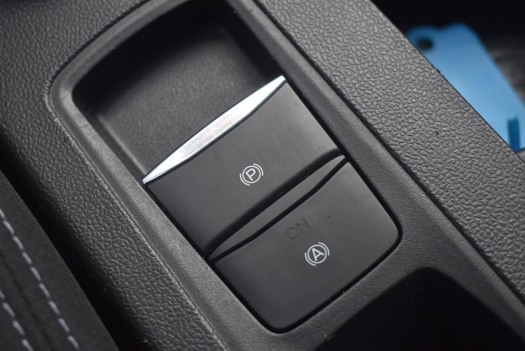 Ford Focus wagon 1.0 ecoboost active business | climate control | adaptive 