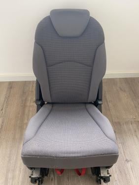 Autostoelen Peugeot 807, Citroen C8, Fiat Ulysse of Lancia Phedra