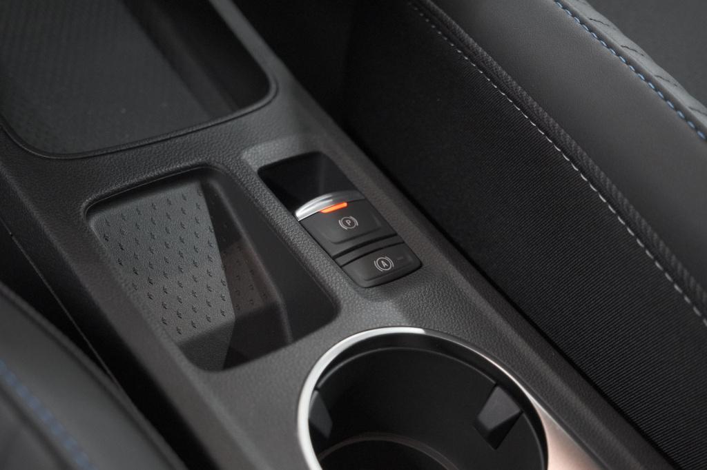 Renault Captur 1.8 e-tech full hybrid 160 esprit alpine | rondom camerazich