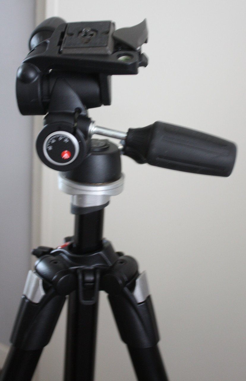 Manfrotto statief 055XDB met Manfrotto statiefkop 804Rc2