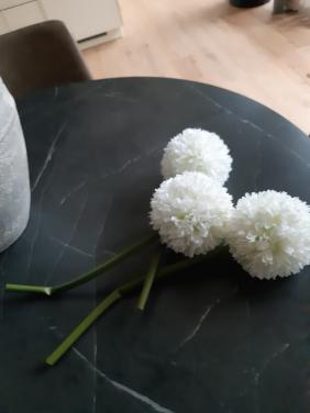 Kunstbloemen 3 stuks geen koeriersdiensten