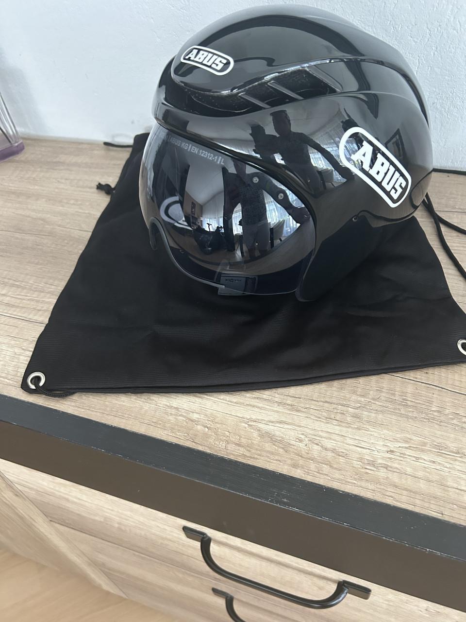 Abus tt helm