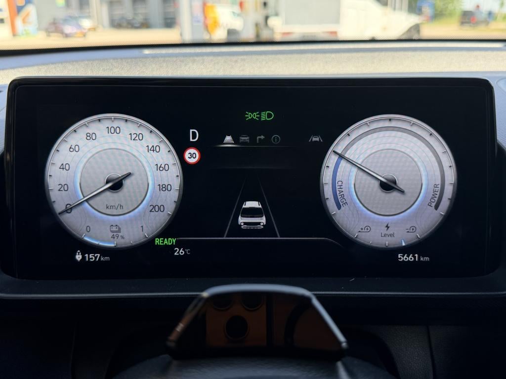 Hyundai Inster evolve plus 49 kwh apple/android carplay | lm-velgen |stoelv