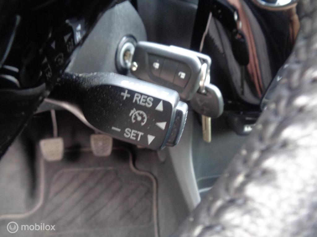 Peugeot 108 1.0 e-vti allure/airco ecc/camera/lm velgen/carplay/nieuwstaat/