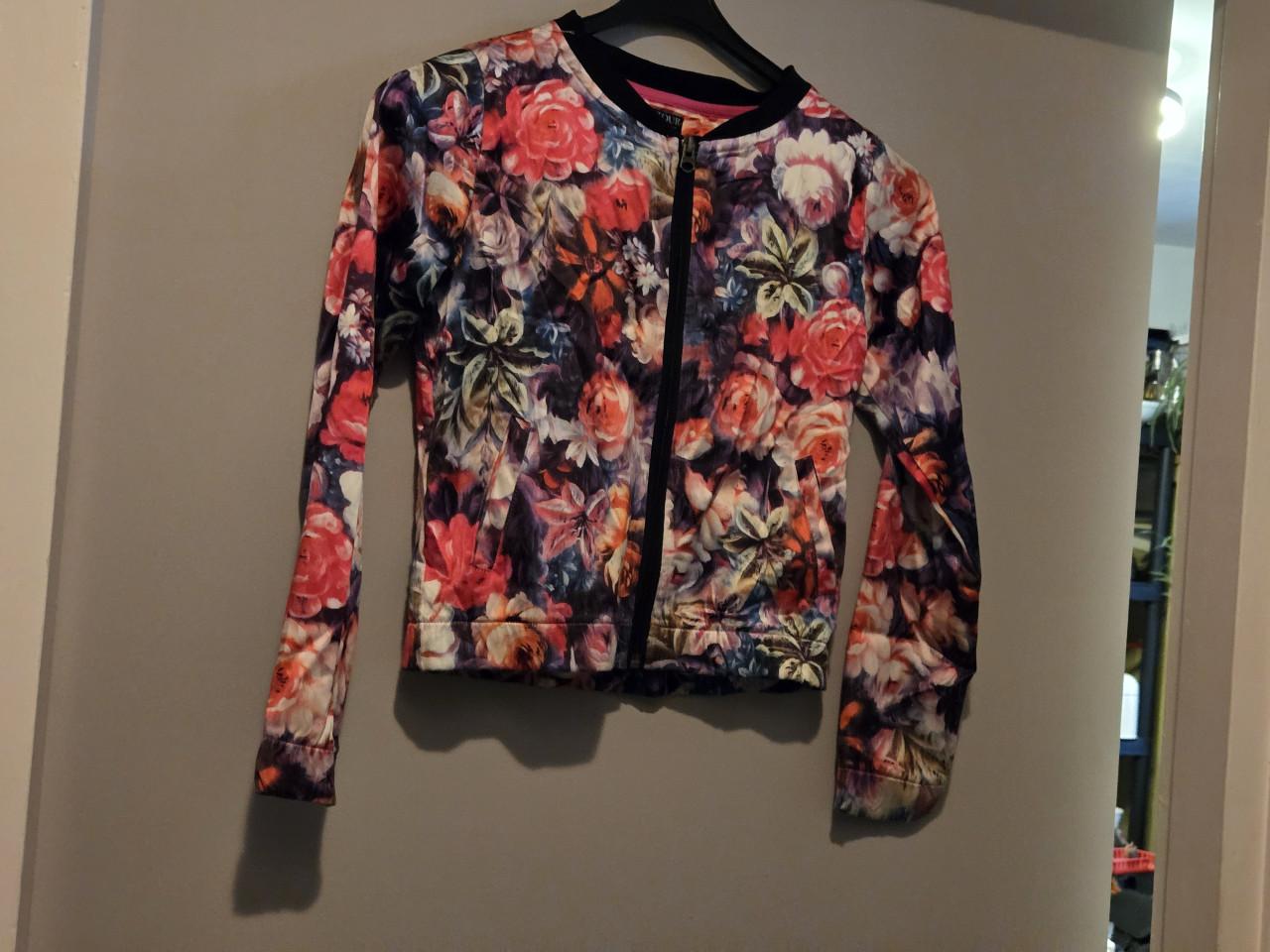 Vest met rits Retour maat 140  10 jaar