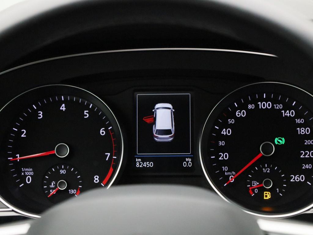 Volkswagen Passat variant 1.5 tsi business | automaat | lmv | parkeer senso