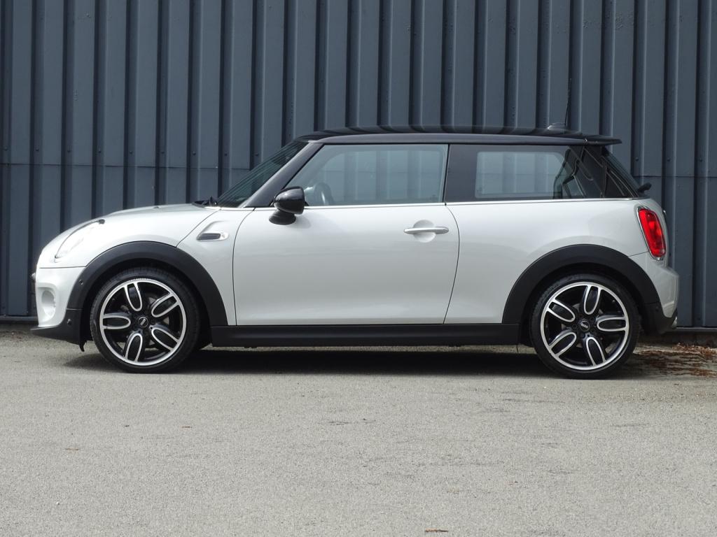 Mini Cooper mini 1.5 business automaat | led