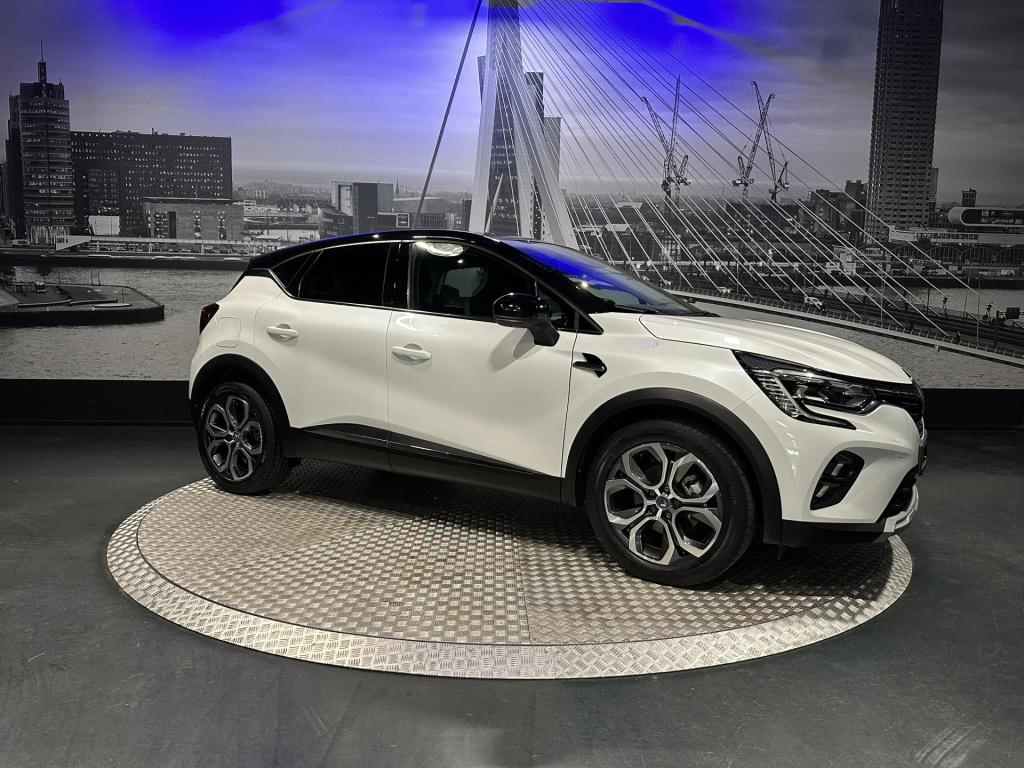 Renault Captur 1.6 plug-in hybrid intens *camera*trekhaak*