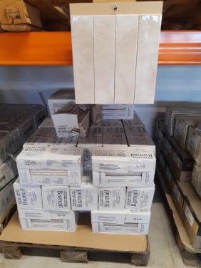 3035-244 Ca 35m² handvormlook tegel beige/crème, 7,5x30cm van 49,95/m² voor