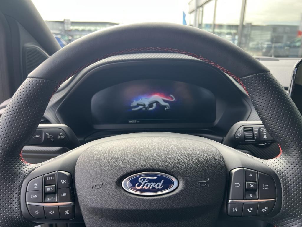 Ford Puma 1.0i ecoboost hybrid 125pk st-line x , voorruitverwarming , stoel