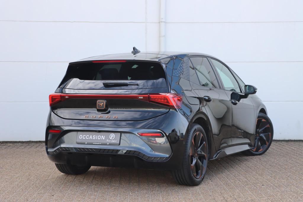 Cupra Born business 63 kwh 231pk | soh 98,8% |