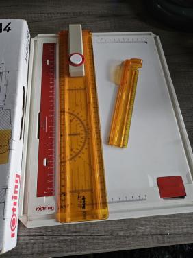 Zgan Rotring tekenplaat model profil A 4 in doos...